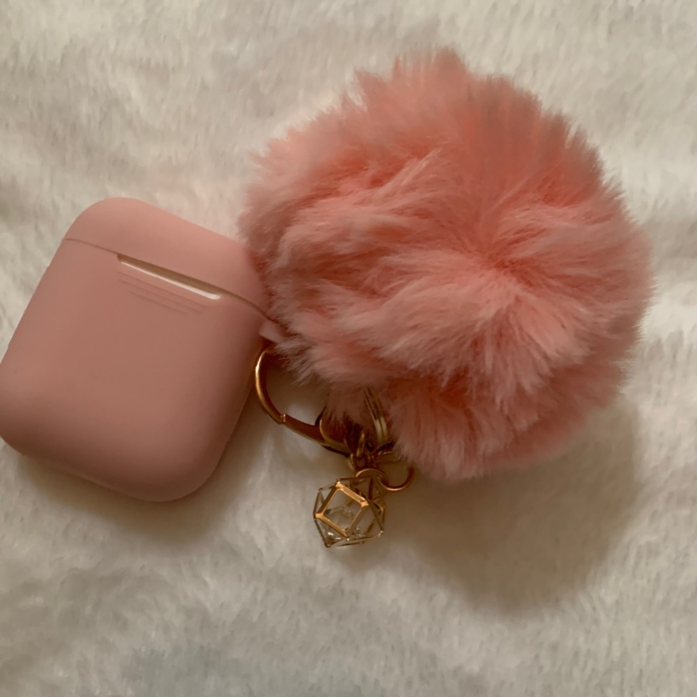 AirPod case - Picture 2 of 3